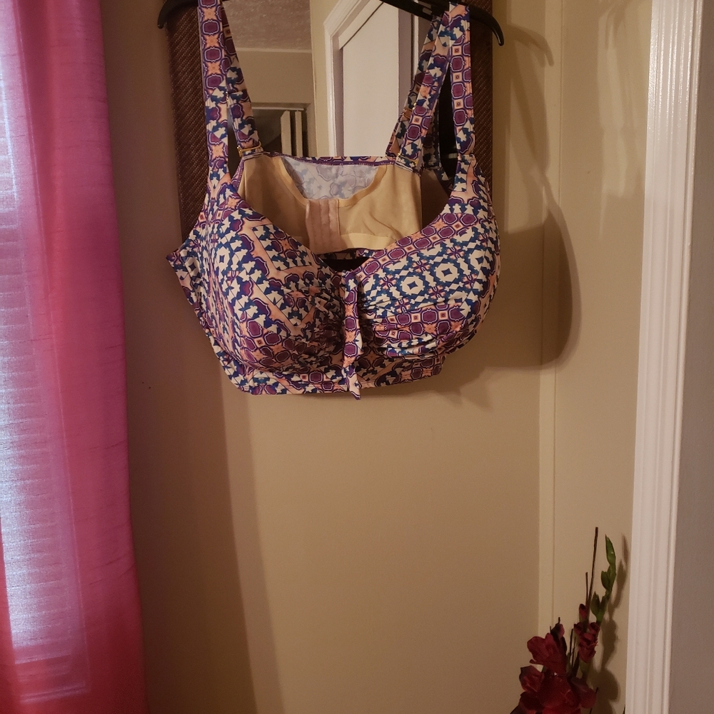 PLUS cute full coverage bikini top w/built in bra
